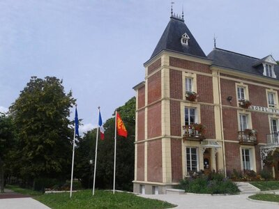 Drapeaux Normands aux 2 Léopards, K800_2014-08-24 14.35.06