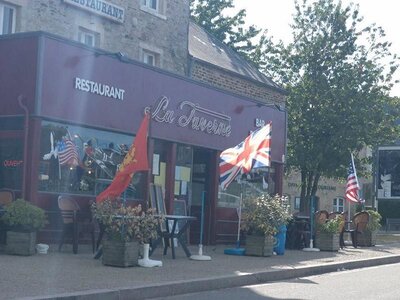 Drapeaux Normands aux 2 Léopards, K800_NadiaMauger - Bricquebec