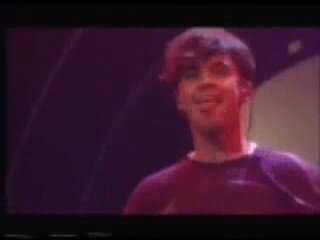 Live in Berlin 1994, Still45-vi