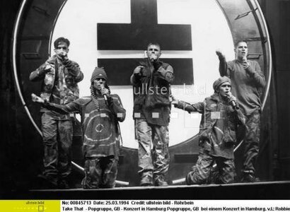 Live in Berlin 1994, 00845713-vi