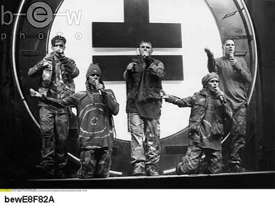 Live in Berlin 1994, bewE8F82A-vi