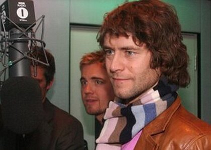 Take That 2005, ttcolinedit4ym4-vi