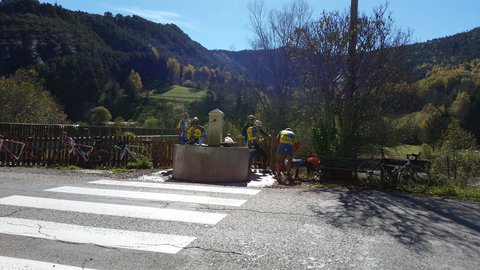 2015-10-17 couleurs clues de Barles, 20151017_121745