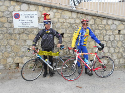 2015-12-19  Vélos de NOEL, velos de Noel 19 décembre 2015 006