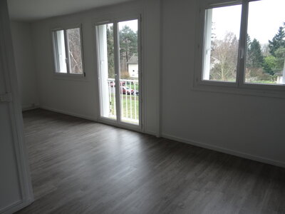 VERNON - Appart 5, Salon 1