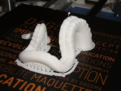 Mes impressions en 3D, Un support de smartphone....