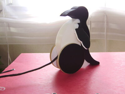 Mes impressions en 3D, Tux bat des ailes lorsqu'il avance ;-)