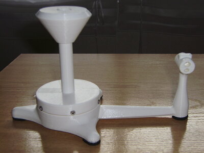 Mes impressions en 3D, Dévidoir pour filament en bobine plastique
