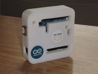 Mes impressions en 3D, Un boitier pour un Arduino Uno