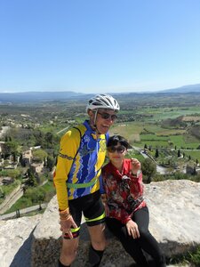 2016-04-07  Cerisiers en fleurs dans le LUBERON, DSCN3505