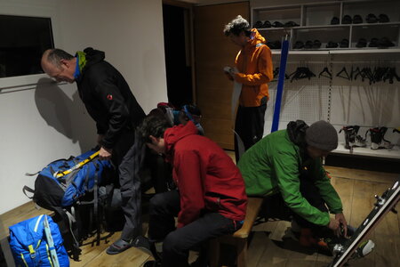 2016-04-ski-traverse-alpes, alpes-aventure-ski-traversee-alpes-boreon-refuge-cougourde-2016-04-03-001