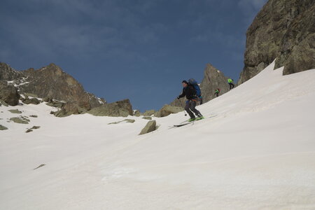 2016-04-ski-traverse-alpes, alpes-aventure-ski-traversee-alpes-madone-fenestre-pas-mont-colomb-refuge-nice-2016-04-06-030