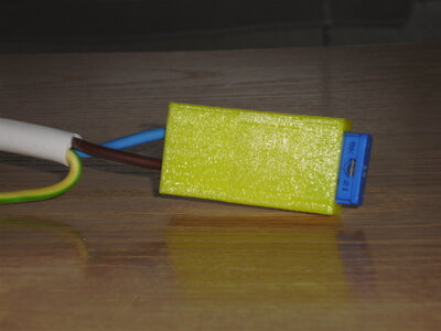 Mes impressions en 3D, Un support de fusible