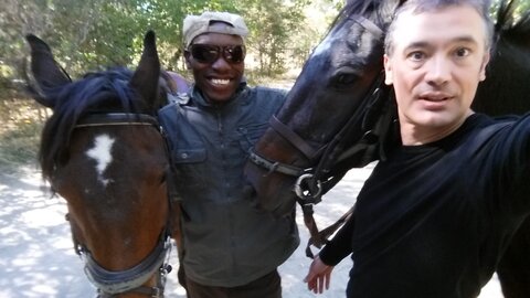 Maun_Cheval, 20160508_100645