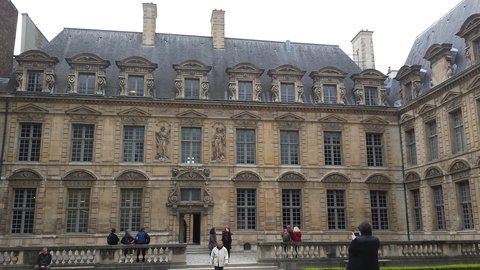 Paris Mai 2016, Hôtel Sully 3