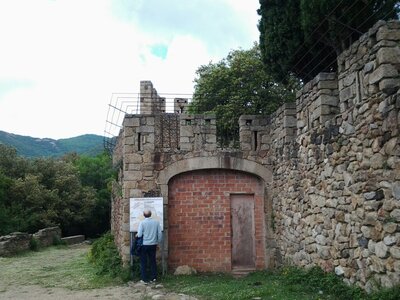 CUCUGNAN - REQUESENS - MONASTIR DEL CAMP, REQUESENS 12