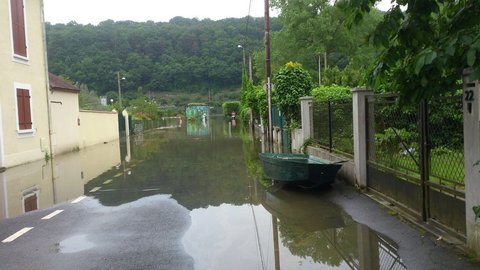Inondations région de Nemours - 1er et 3 juin 2016 - Photos et Vidéos, Thomery - Rue de Seine