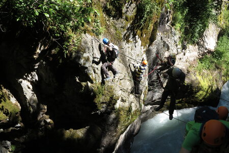 2016-06-28-seminaire-entreprise, alpes-aventure-via-ferrata-seminaire-gorges-ailefroide-2016-06-21-086
