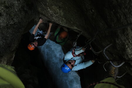 2016-06-28-seminaire-entreprise, alpes-aventure-via-ferrata-seminaire-gorges-ailefroide-2016-06-21-097