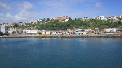 Brasil, Retour sur Salvador (on voit bien ville haute et ville basse là-dessus)