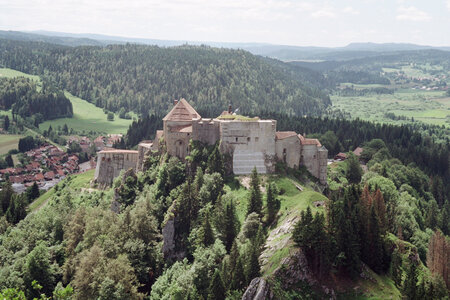 20160625_0710 GR5 2016 Thann - Thonon, 20160701-27-040716 gr5 chateau de joux