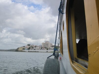 Brasil, Arrivée à Penedo en bateau après 9h de car