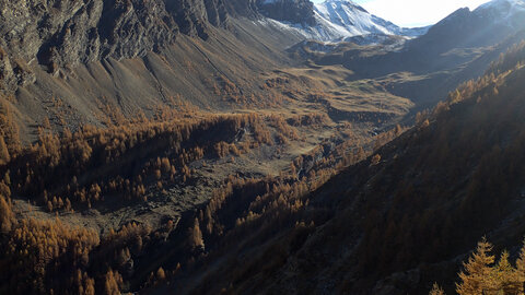 Reconnaissance au lac de la dent, La montée au col de Reyssas