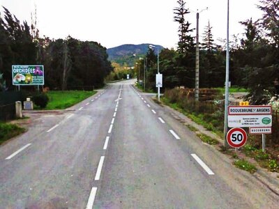 Mes photos, Roquebrune sur Argens - Entrée du village