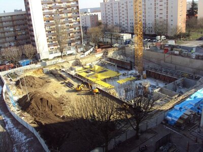 2012 (02), 100212(4)