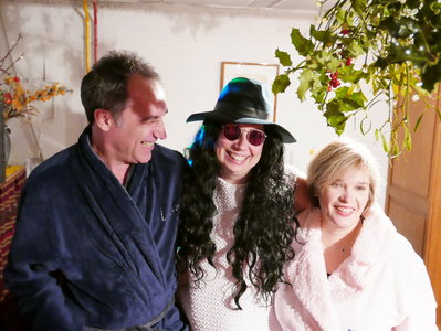 50 ? I demand a recount !, Yoko en compagnie de Chouchou et Loulou