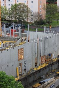 2012 (04), 240412(9)