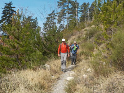 TROU DE L'ARGENT 21 03 2017 : 9.7 km, 4  h de marche, 705 m de dénivelé positif cumulé, P2, T2. Météo : temps nuageux à couvert, un peu de vent sur les crêtes., Sur le GR 6