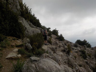 TROU DE L'ARGENT 21 03 2017 : 9.7 km, 4  h de marche, 705 m de dénivelé positif cumulé, P2, T2. Météo : temps nuageux à couvert, un peu de vent sur les crêtes., Traversée avant le Trou de l'Argent