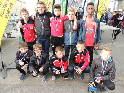 Foot finale départementale U13 du 01/04/17, DSCN2707