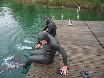 GRAVIERE DU FORT, 06 pieds dans l eau