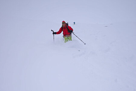 2017-04-27-05-01-ski-tour-grand-paradis, alpes-aventure-ski-grand-paradis-refuge-chabod-2017-04-28-09