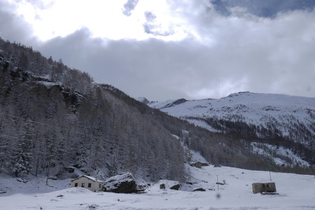 2017-04-27-05-01-ski-tour-grand-paradis, alpes-aventure-ski-grand-paradis-refuge-chabod-2017-04-28-15