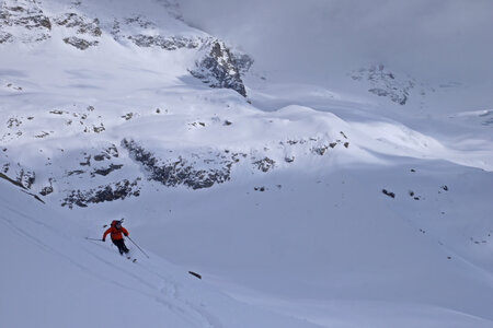 2017-04-27-05-01-ski-tour-grand-paradis, alpes-aventure-ski-grand-paradis-refuge-chabod-2017-04-28-39