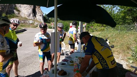 2017-06-04 - La Roche Amère 2017-2, RA2017-Ravito-Route-Rocher-Ongles  6 