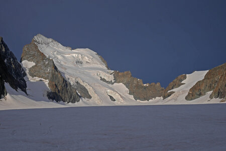 2017-06-24-25-alpinisme-col-ecrins, alpes-aventure-randonner-glacier-col-ecrins-refuge-glacier-blanc-2017-06-25-12