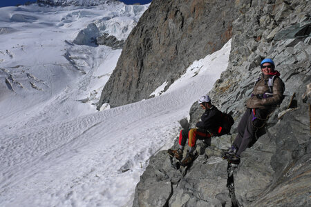 2017-06-24-25-alpinisme-col-ecrins, alpes-aventure-randonner-glacier-col-ecrins-refuge-glacier-blanc-2017-06-25-41