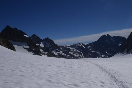 2017-06-24-25-alpinisme-col-ecrins, alpes-aventure-randonner-glacier-col-ecrins-refuge-glacier-blanc-2017-06-25-51