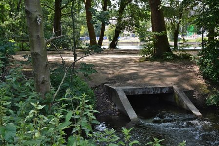 Moulins de Bruxelles, Lindekemale, Woluwé-Saint-Lambert