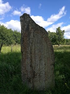 Stockholm - Juillet 2017, ’Viking Tour’ to Vallentuna 1 - standing stone
