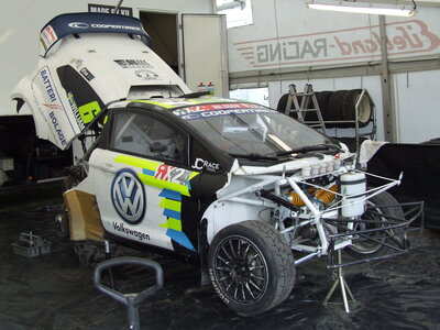 2017-WorldRallyCross-Loheac-35-paddock, dscf3364