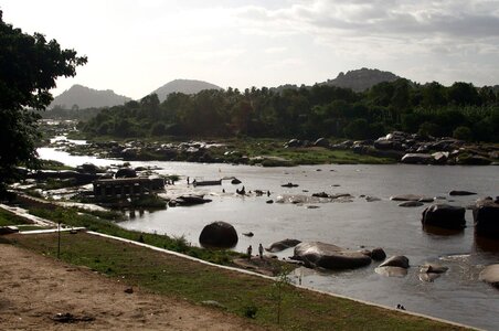 Hampi, 323182_10151011740979770_1956114130_o