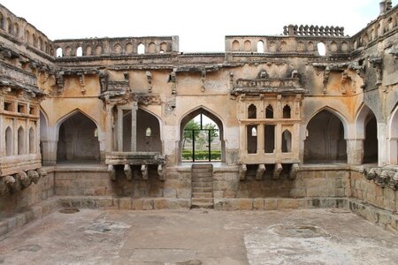 Hampi, 582104_4154158413236_94996847_n