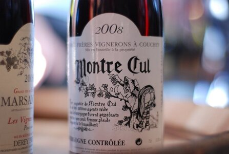 Dijon ., Vin_Montrecul_Derey_0006