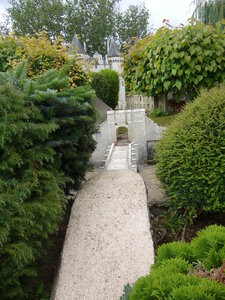 PARC MINI-CHATEAUX, DIVERS 12 044