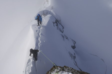 2018-04-15-21-ski-val-formazza, alpes-aventure-ski-alpe-crampiolo-punta-della-valle-2018-04-16-10